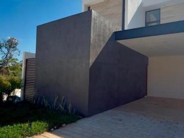 CASA EN VENTA EN PRIVADA RESIDENCIAL PARQUE NATURA