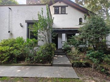 CASA EN VENTA EN PRIVADA VALLE DE LOS SAUCES, OCOYOACAC