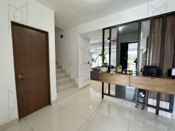 Casa En Venta En Privada Victoria, General Escobedo
