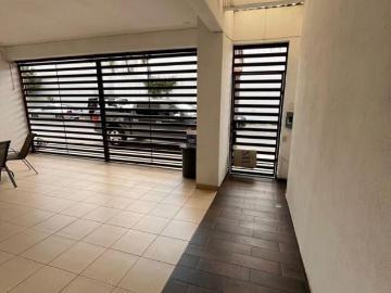 CASA EN VENTA EN PRIVADAS DE ANAHUAC CON EXCELENTES ACABADOS