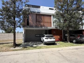 Casa en venta en Privanza solares