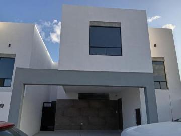 Casa en Venta en Privanzas Mirasierra, a estrenar