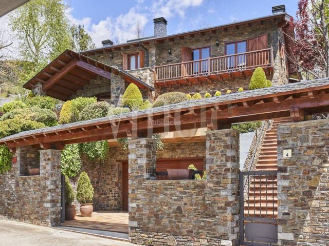 Casa en venta en Prullans Pirineos. Casa en venta en Prullans. Casas.