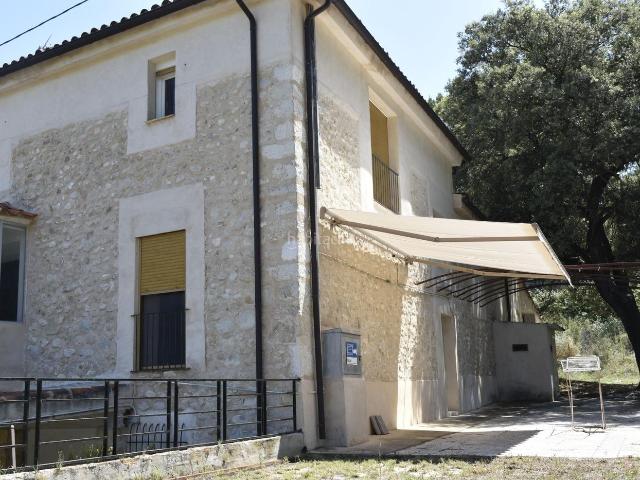 Casa en venta en Quatretondeta. OPORTUNIDAD ÚNICA ENCANTADORA MASÍA EN GORGA A 5 MINUTOS DE COCENTAINA. Casas.