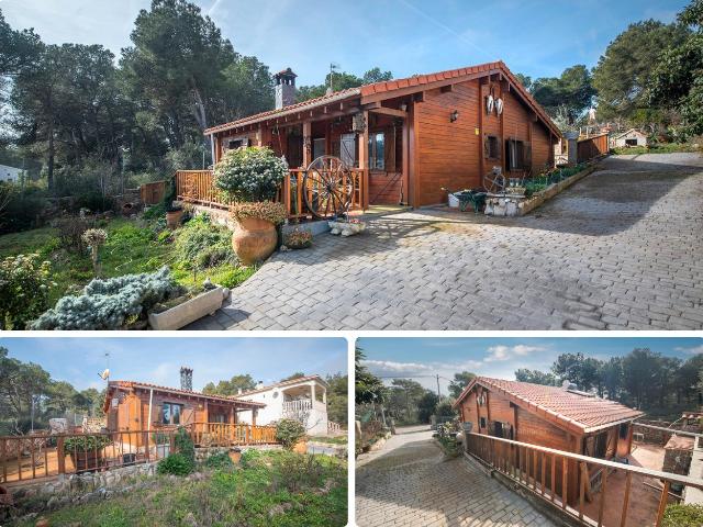 Casa en venta en Querol. Casa de estilo rústico. Casas.