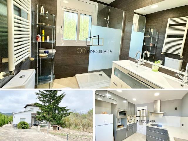 Casa en venta en Querol. Casa en Querol con piscina. Casas.