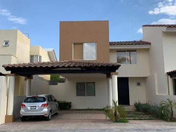 CASA EN VENTA EN QUINTAS DE MONTICELLO AL NORTE DE LA CD DE AGUASCALIENTES