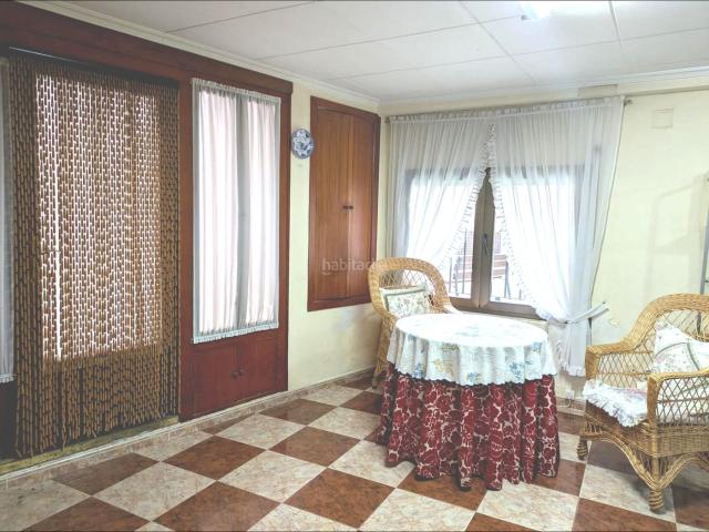 Casa en venta en Quinto. Casa de Pueblo con infinitas posibilidades, gran patio, bodega y terrazas. Casas.