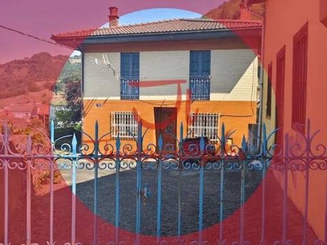 Casa en Venta en Quirós