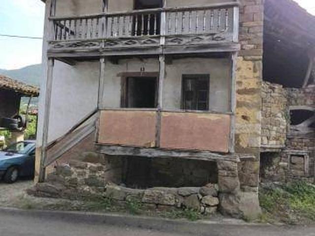 Casa en Venta en Quirós