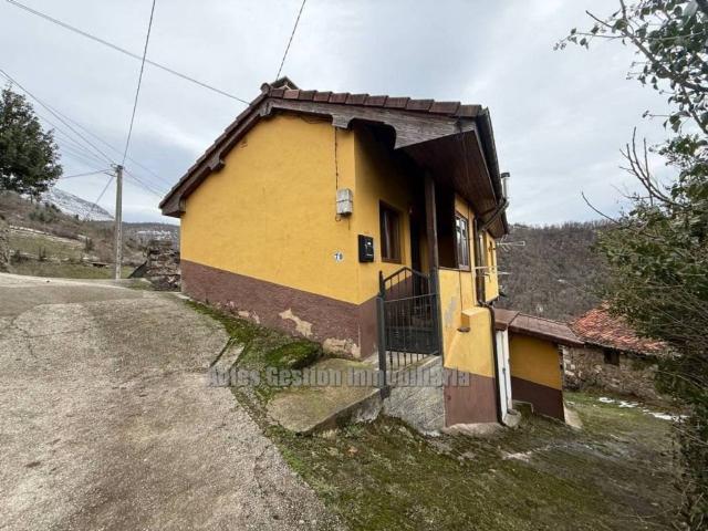 Casa en Venta en Quirós