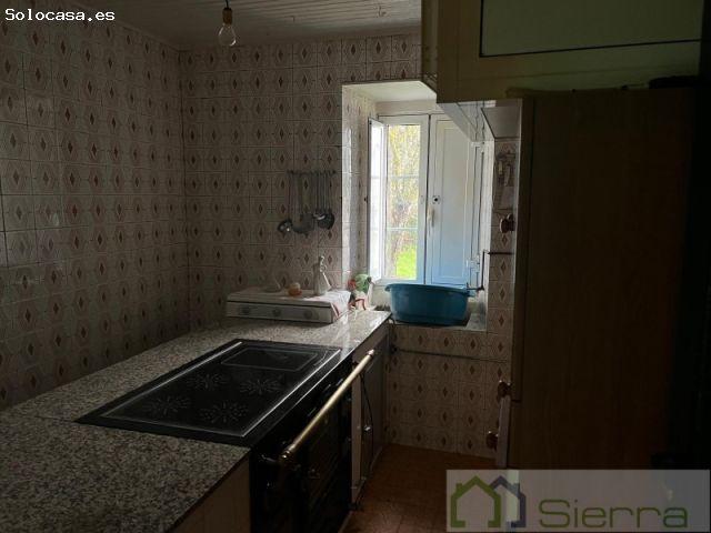 Casa en venta en Rúa das Pedreiras Sarria con finca urbana Para reformar