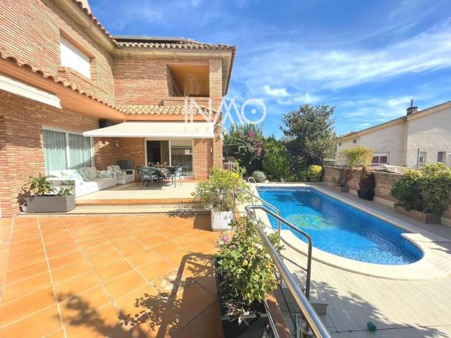 Casa en Venta en Rubí