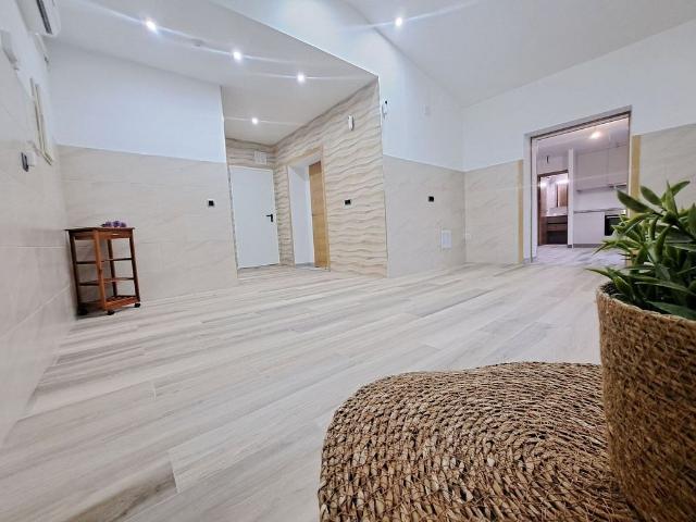 Casa en venta en Rubí, de 70 m² 3 habitaciones por 475.000
