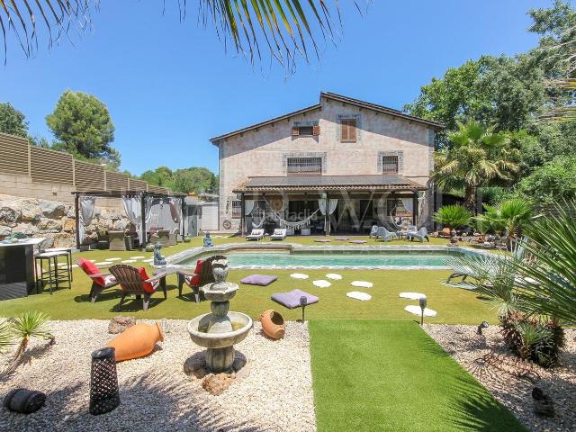 Casa en venta en Rubí, Sant Muç. OASIS PRIVADO. Casas.