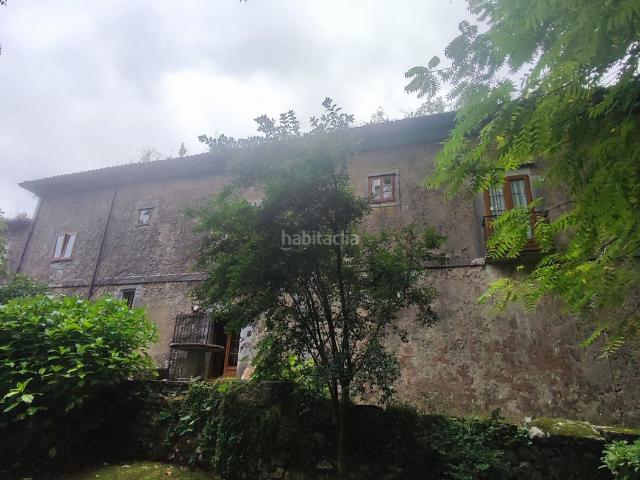 Casa en venta en Ruesga. Espectacular casona para reformar. Casas.