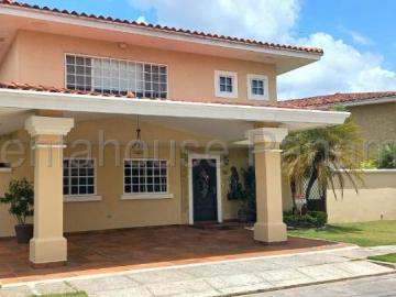 Casa en Venta en Rufina Alfaro Brisas del Golf Panamá 380 m2. 4 hab