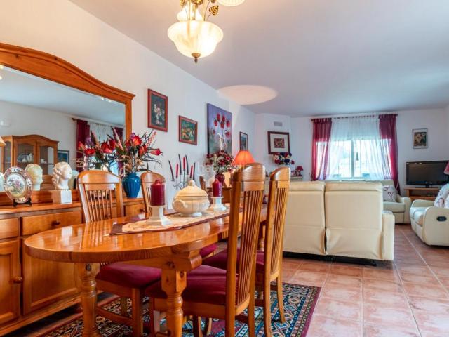 Casa en venta en Ráfol de Almunia. Casas Ráfol de.