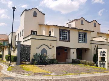 Casa En Venta En Rancho Las Palomas, Esquina Terreno Excedente, Amenidades Y Vigilancia Las 24 Hrs