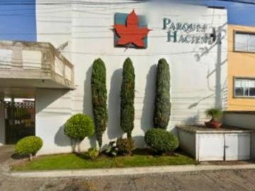Casa en Venta en Real de Atizapán, 3 Rec, 3 Autos, 2.5 Baños, Seguridad 24/7