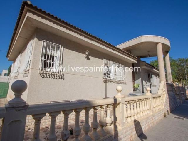 Casa en venta en Redován, Alicante