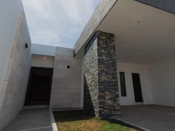 Casa en Venta en Refugio del Palmar, Vi?edos, Torre?n, Coahuila