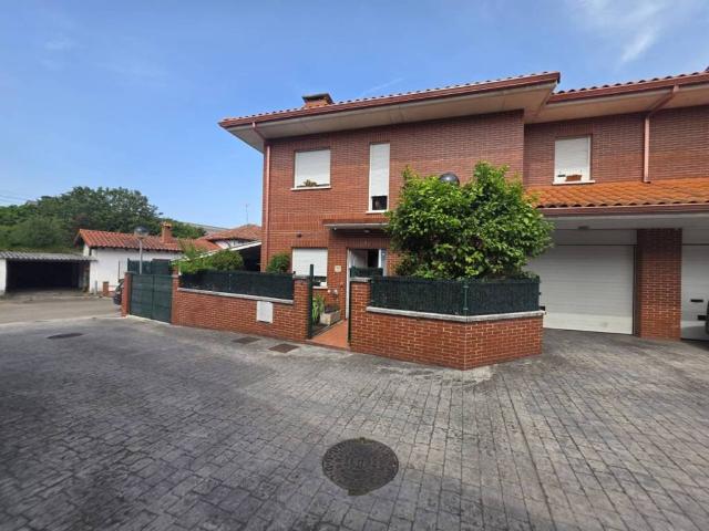 Casa en Venta en Reocín