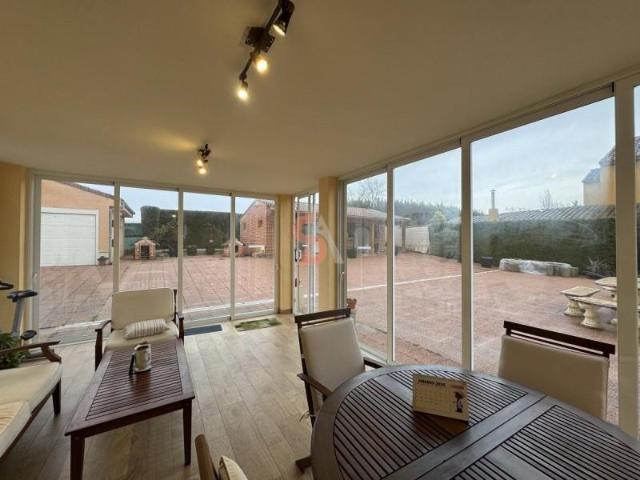 Casa en venta en Renedo de Esgueva, Urb. Cotanillo
