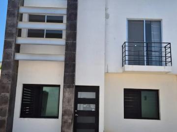 Casa en venta en Residencia Senderos Cerrada Fluorita con recamara en planta baja