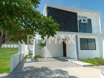 Casa en venta en Residencial Alicanta