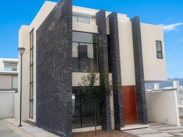 CASA EN VENTA EN RESIDENCIAL ALTARA 164,ZONA PLATEADA,PACHUCA,HGO