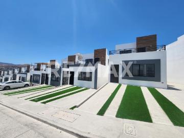 CASA EN VENTA EN RESIDENCIAL ANDALUCÍA, EL FLORIDO