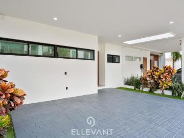 CASA EN VENTA EN RESIDENCIAL AQUA