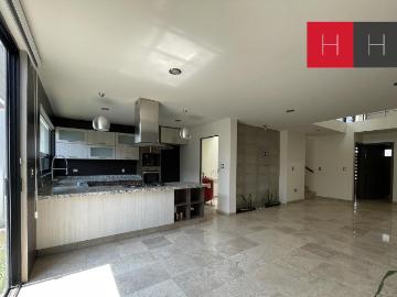 Casa en Venta en Residencial Lucendi