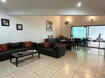 Casa en Venta en Residencial Las Cavas al Norte de Aguascalientes