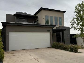 CASA EN VENTA EN RESIDENCIAL LEONES