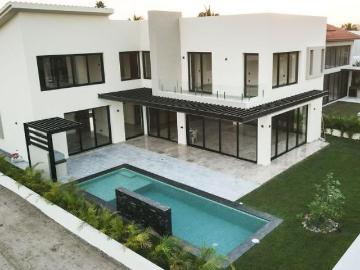 Casa en Venta en residencial Los Tigres