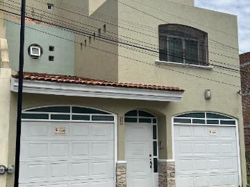 Casa en venta en Residencial Patria, Cancún, Michoacán