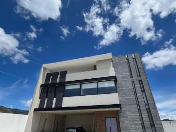 Casa en venta en Residencial Quivira