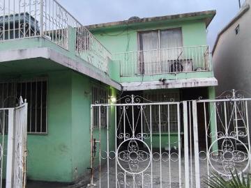 CASA EN VENTA EN RESIDENCIAL ROBLE 2o SECTOR