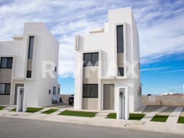 CASA EN VENTA EN RESIDENCIAL SAN MARINO, ROSARITO, B.C