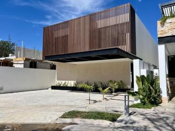 Casa en venta en Residencial Tamara en zona country club Mérida Yucatán