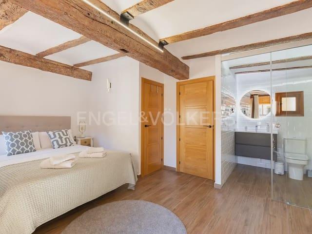 Casa en venta en Requena, Valencia