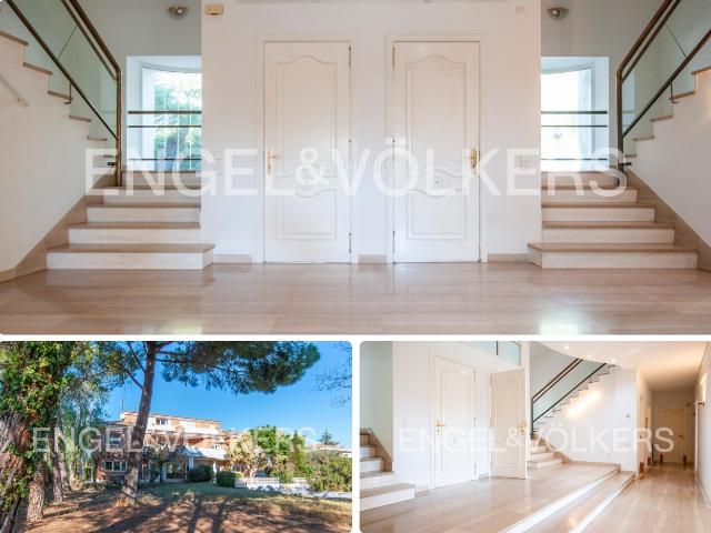Casa en venta en Reus, Mestral. Gran casa en el Pinar Reus. Casas.