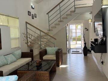 Casa En Venta En Ricaurte En Ricaurte V276636