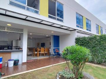 Casa En Venta En Ricaurte En Ricaurte V345756