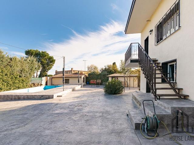 Casa en venta en Ribatejada. Casas.