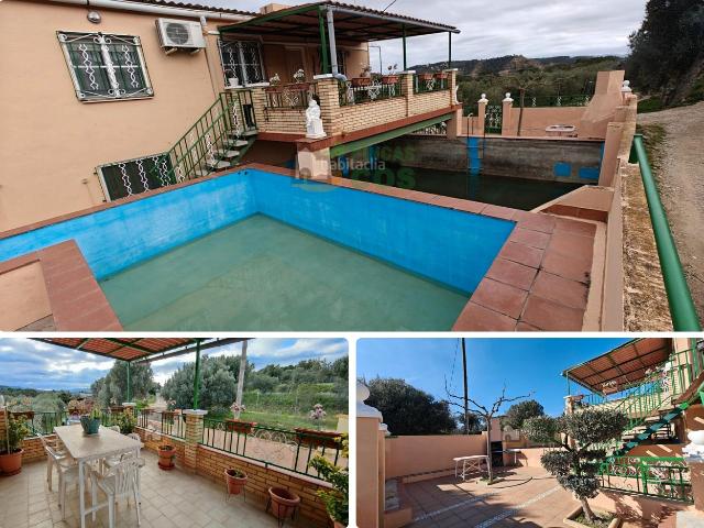 Casa en venta en Riba roja d´Ebre Costa Dorada. CASA DE CAMPO en venta con 6.200 m2 de terreno en un lugar verde, tranquilo, cerca del pueblo y cerca de todo. Casas Riba roja.