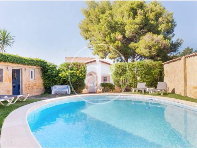 Casa en Venta en Riba roja de Túria