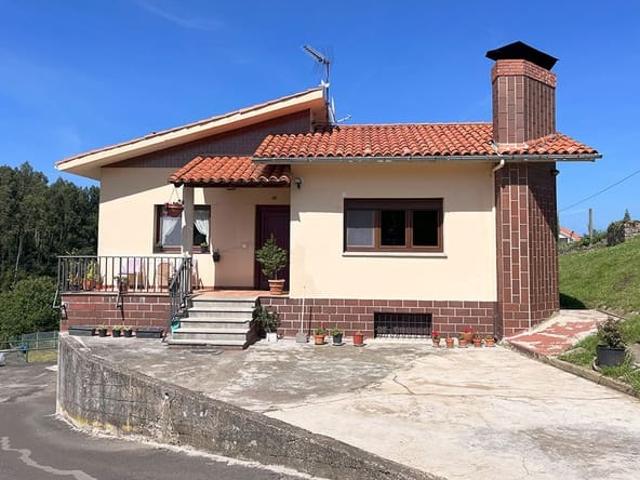 Casa en venta en Ribadesella, Asturias Costa Verde